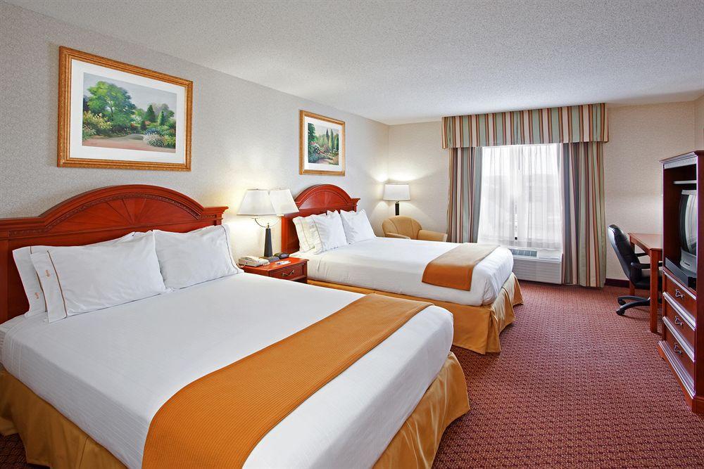 Holiday Inn Express & Suites - Sharon-Hermitage By Ihg West Middlesex Kültér fotó
