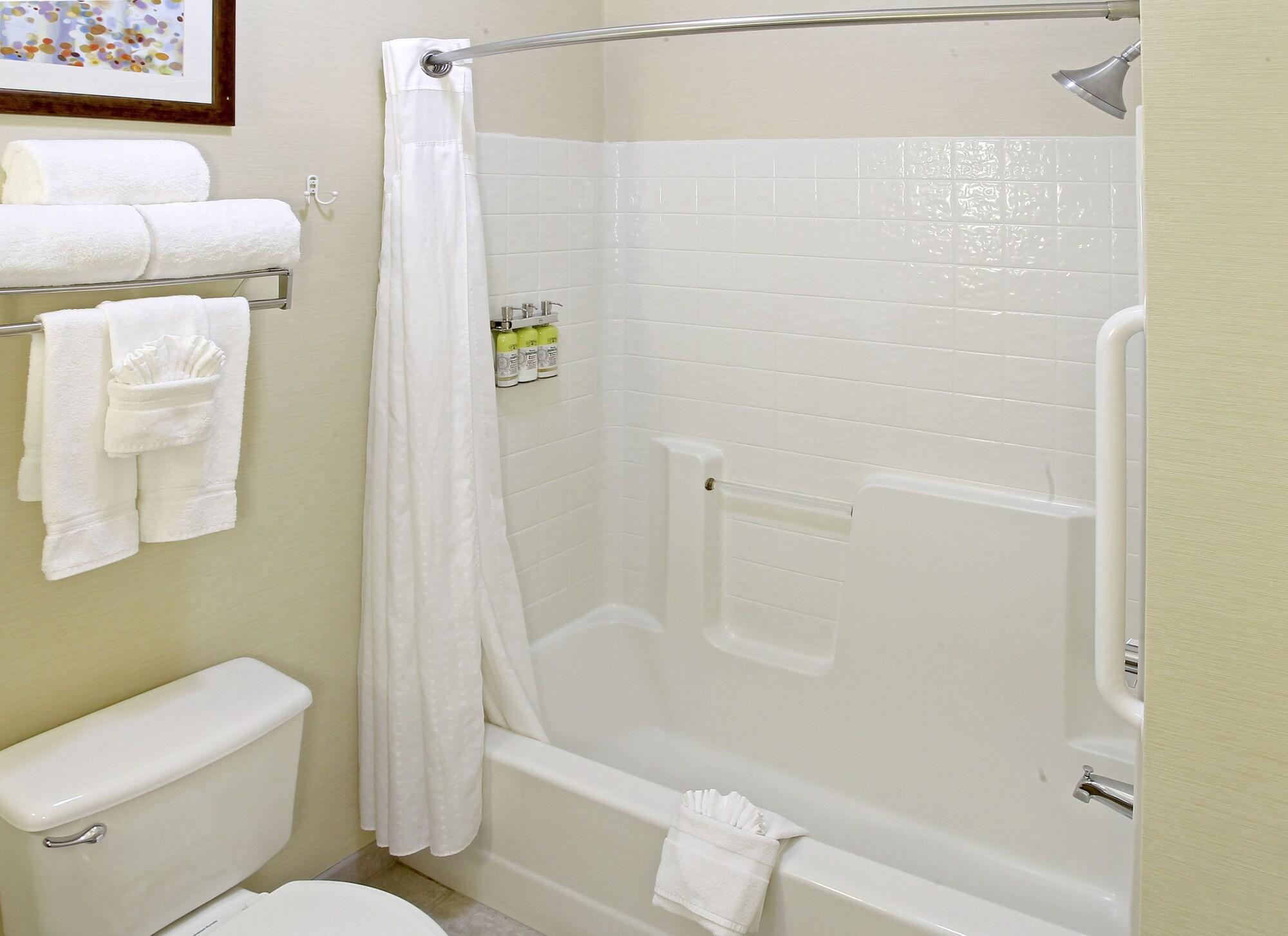 Holiday Inn Express & Suites - Sharon-Hermitage By Ihg West Middlesex Kültér fotó