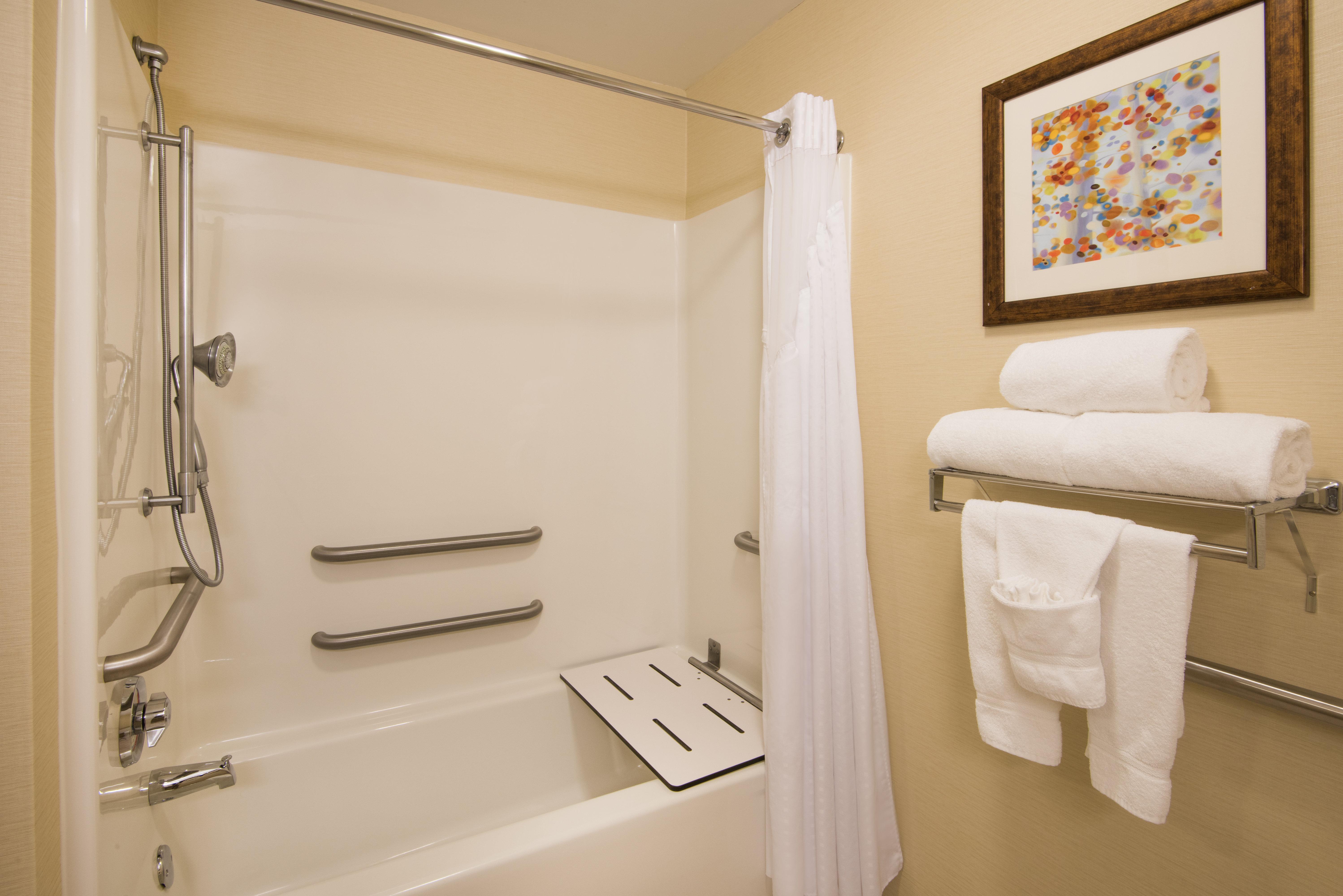 Holiday Inn Express & Suites - Sharon-Hermitage By Ihg West Middlesex Kültér fotó
