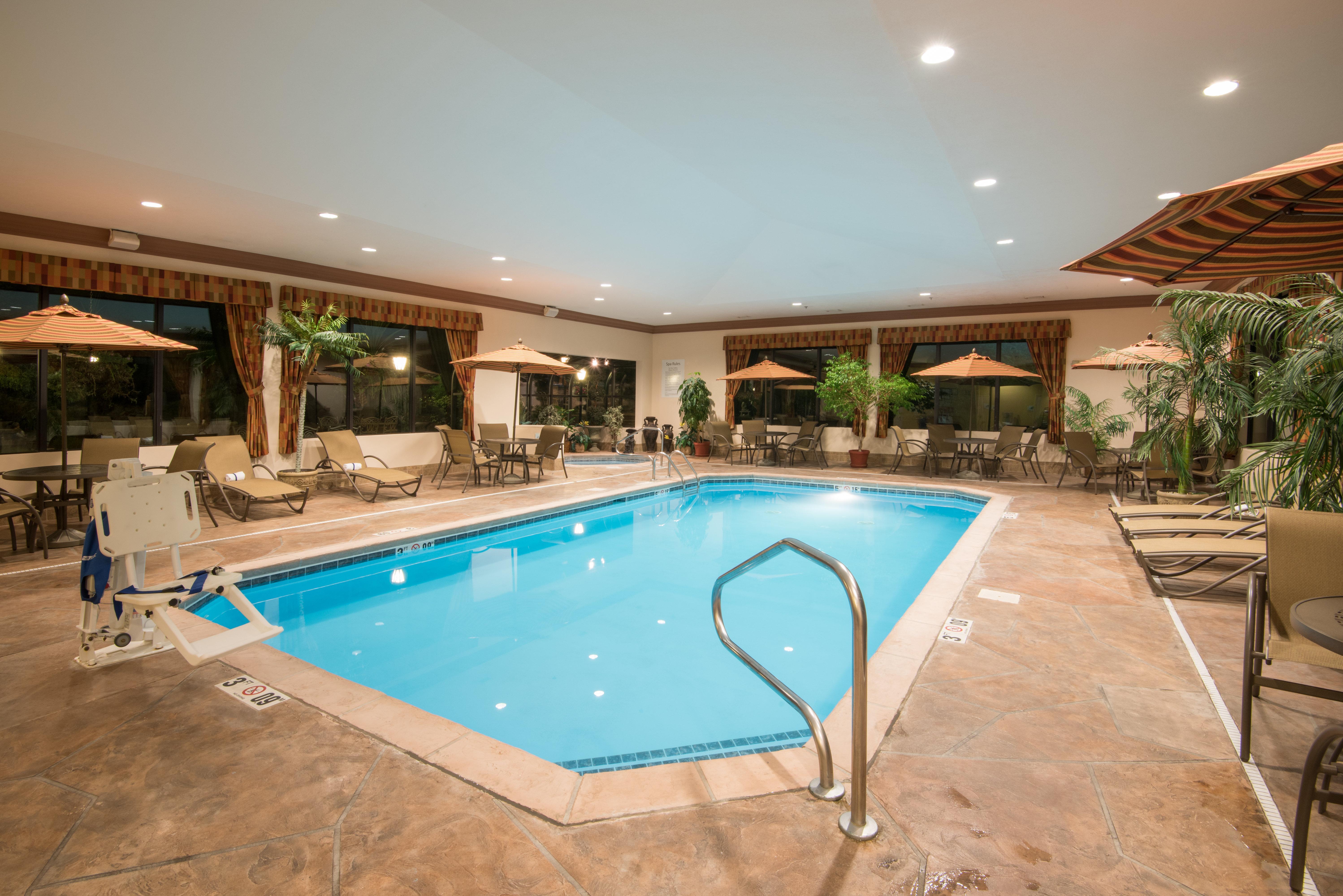 Holiday Inn Express & Suites - Sharon-Hermitage By Ihg West Middlesex Kültér fotó