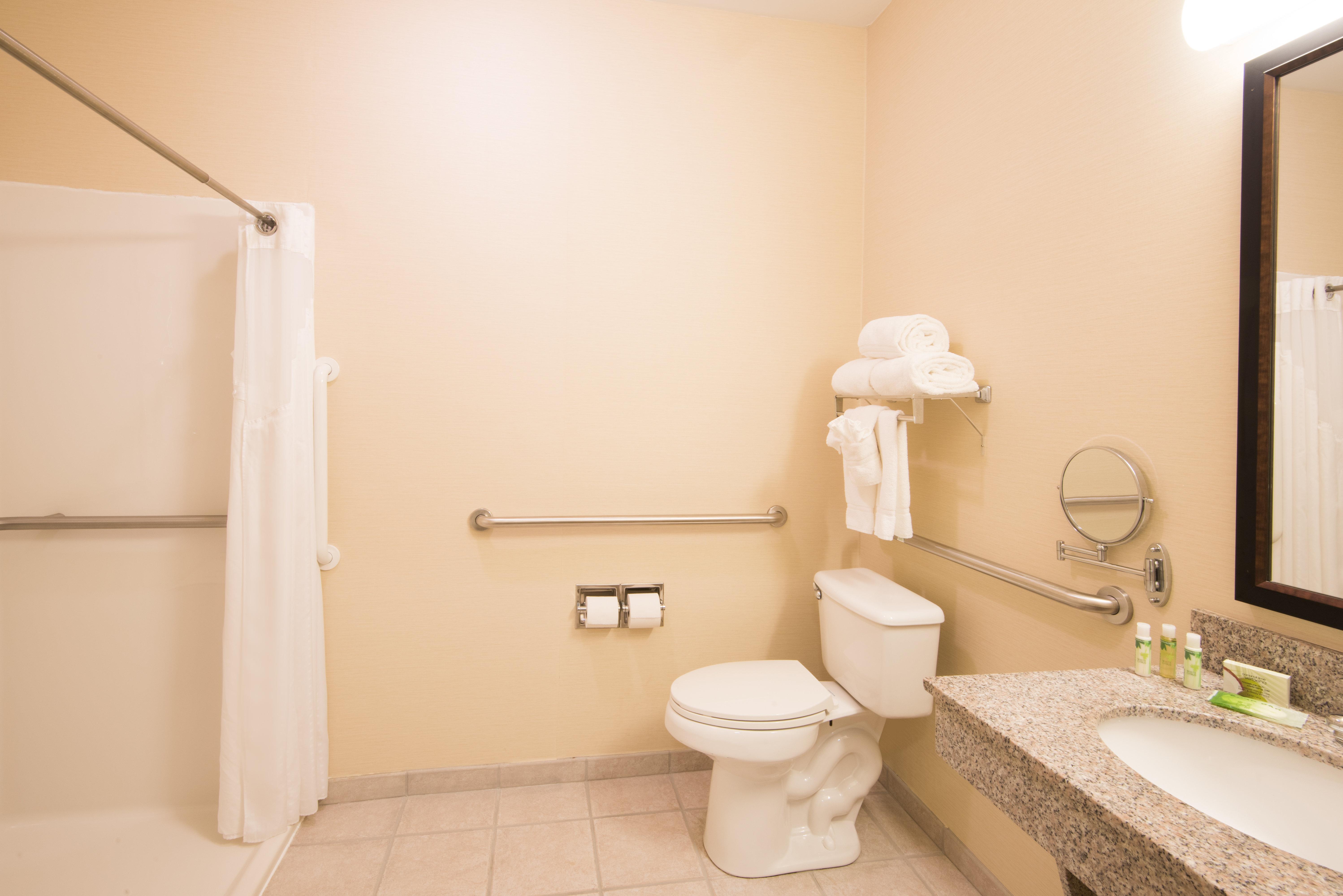 Holiday Inn Express & Suites - Sharon-Hermitage By Ihg West Middlesex Kültér fotó